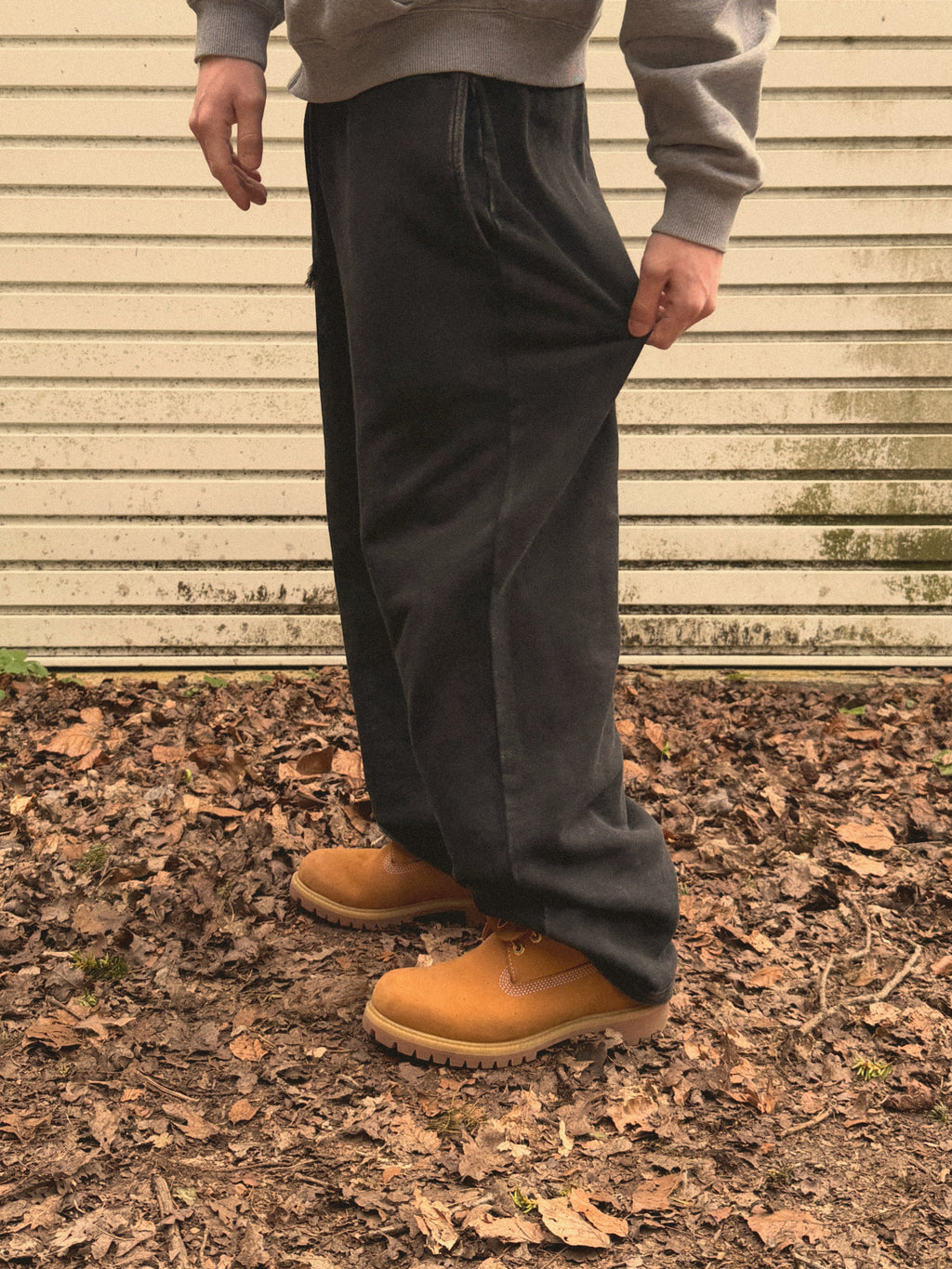 core 01 sweats