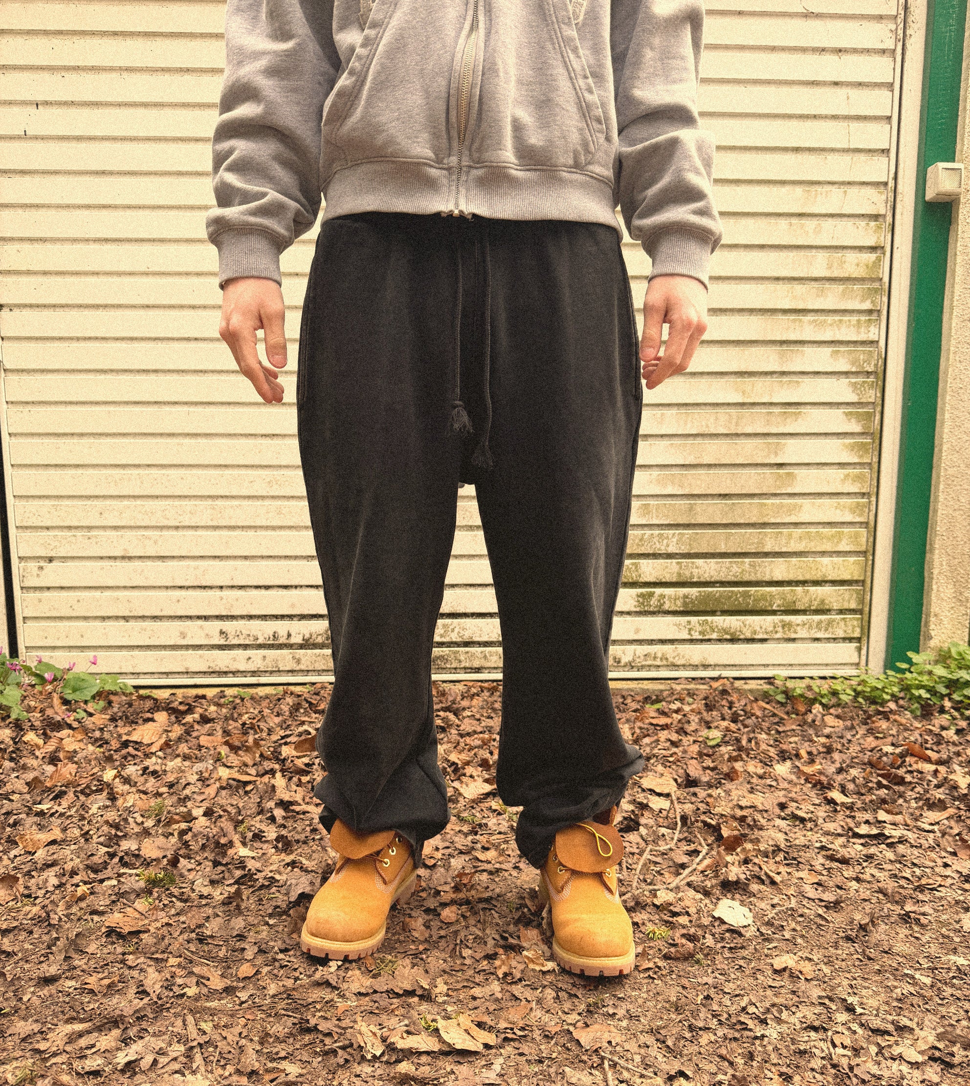 core 01 sweats